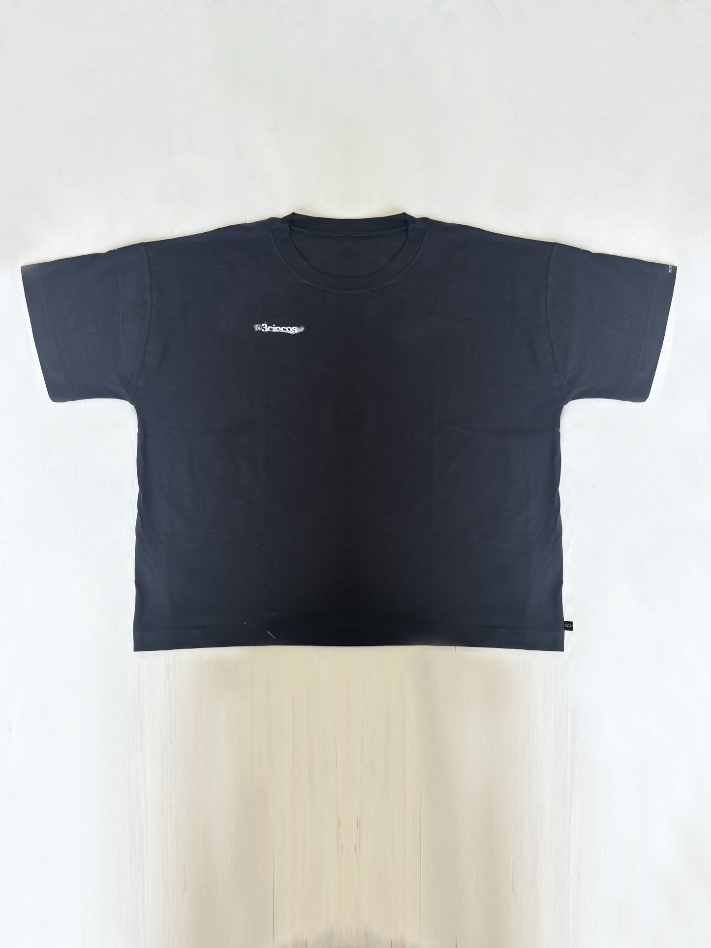 CAMISETA NEGRA boxy fit